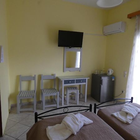 Dixtia Apartments Agios Georgios Pagon Bagian luar foto